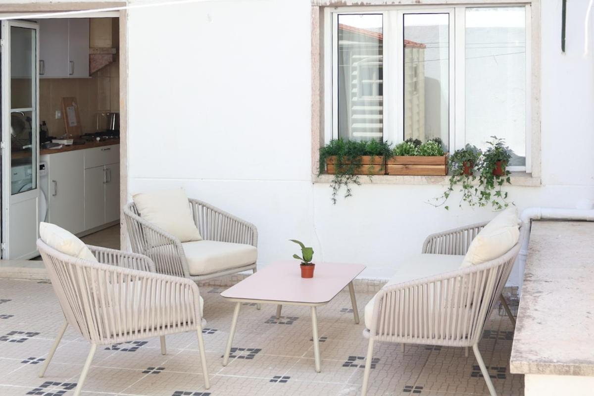 Appartement Lovely In The With Terrace Lissabon