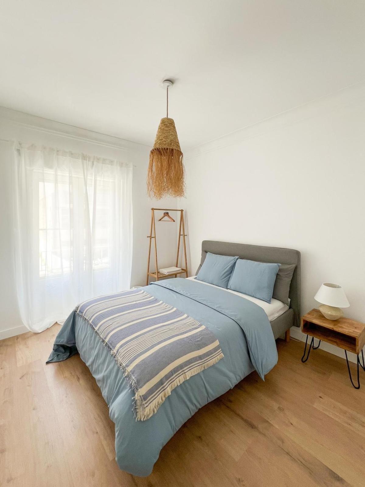 Appartement Lovely In The With Terrace